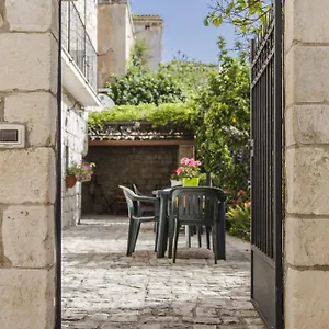 Couette-café Il Giardino Dei Mandarini Modica